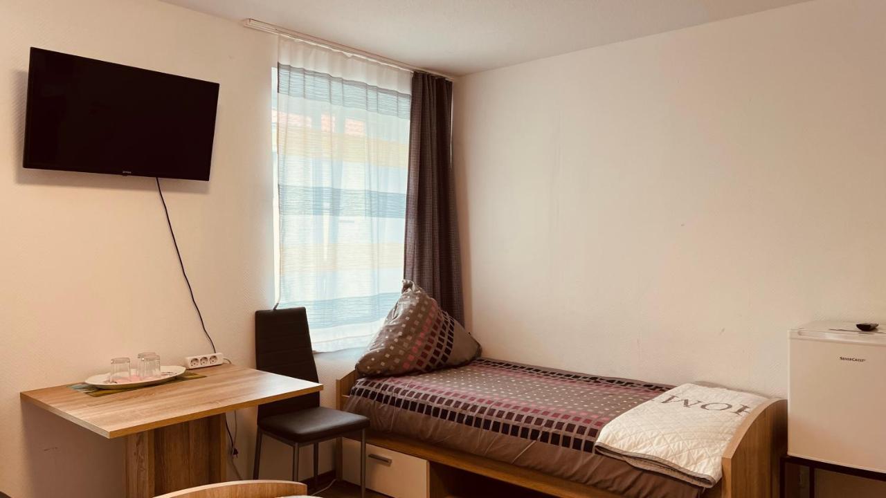 Sehr Zentrales Und Modernes Zimmer In Isny Im Allgau Mit Gemeinschaftsbad Esterno foto